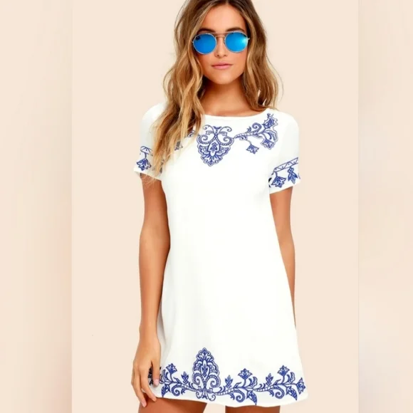 *HOST PICK🎉 Lulus Dress - Picture 1 of 5